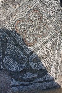 pavimento-mosaico-san-leucio-blog-scopri-la-puglia-imperiale